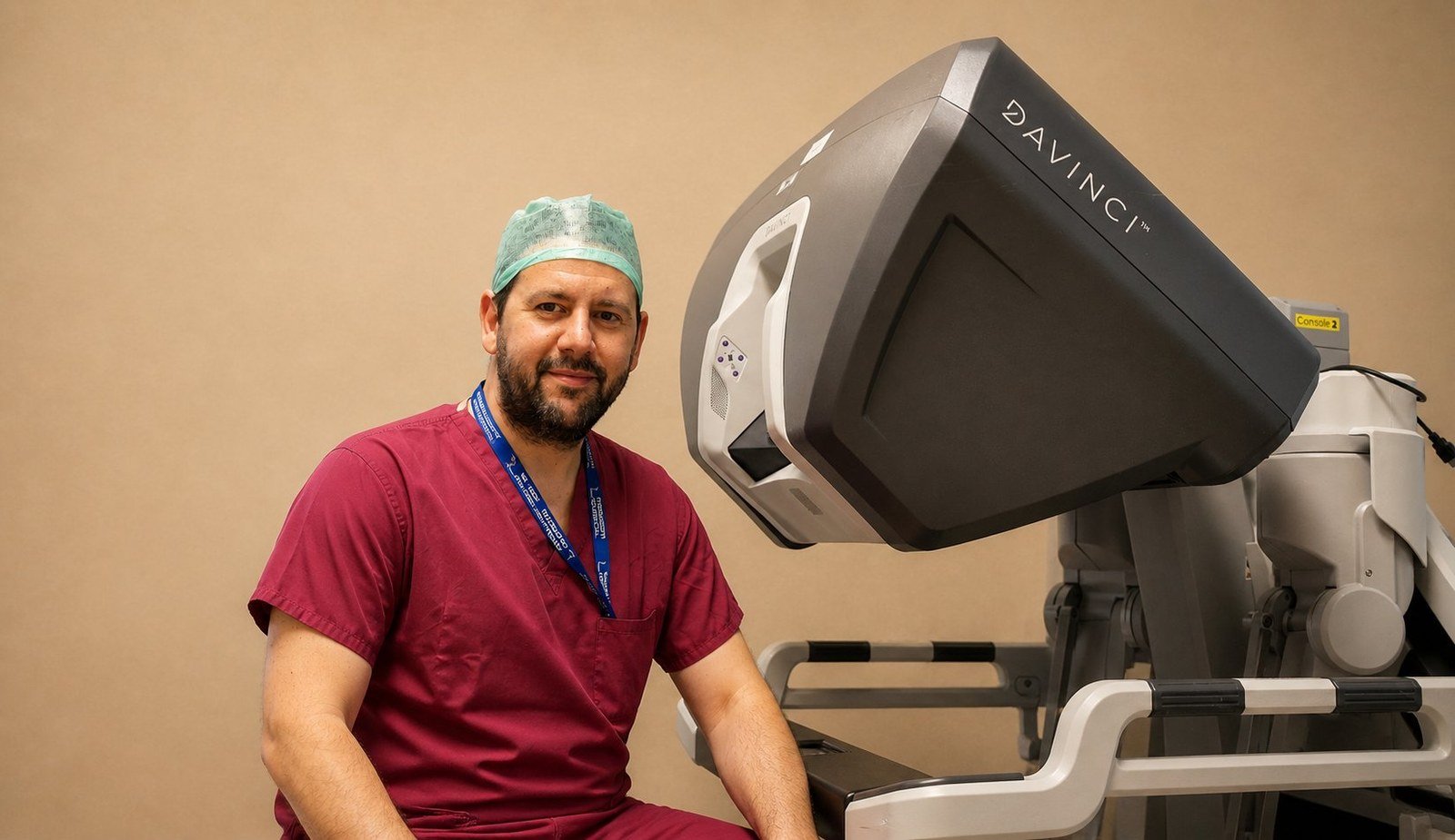 Dr Menelaos Zoulamoglou at the Da Vinci Xi robotic surgical console
